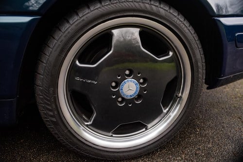 1998 Mercedes-Benz R129 SL500 40th Anniversary Special Edition In vendita (immagine 189 di 273)