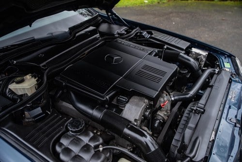 1998 Mercedes-Benz R129 SL500 40th Anniversary Special Edition In vendita (immagine 242 di 273)