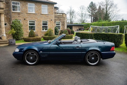 1998 Mercedes-Benz R129 SL500 40th Anniversary Special Edition In vendita (immagine 12 di 273)