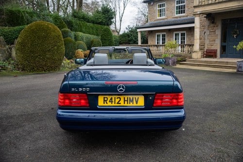 1998 Mercedes-Benz R129 SL500 40th Anniversary Special Edition In vendita (immagine 20 di 273)