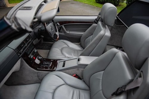 1998 Mercedes-Benz R129 SL500 40th Anniversary Special Edition In vendita (immagine 115 di 273)