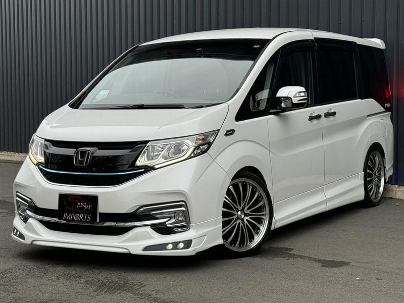 2015 HONDA STEPWAGON RP3 SPADA *MUGEN SPEC* WAKU REAR DOORS