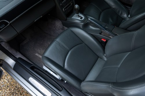 2006 Porsche 911 Carrera 4 S Tiptronic S In vendita (immagine 101 di 288)