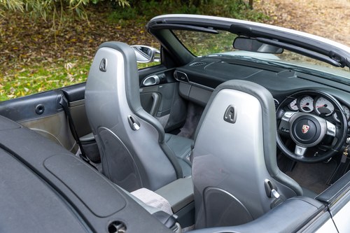 2006 Porsche 911 Carrera 4 S Tiptronic S In vendita (immagine 110 di 288)