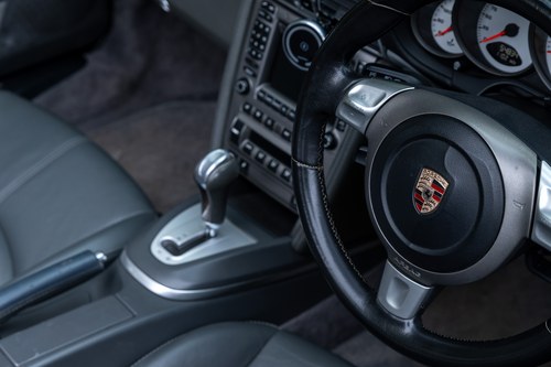 2006 Porsche 911 Carrera 4 S Tiptronic S In vendita (immagine 127 di 288)