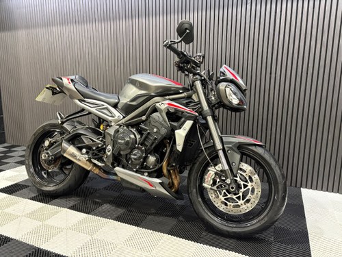 2021 TRIUMPH STREET TRIPLE 765 765 RS Naked Petrol Manual X- À venda