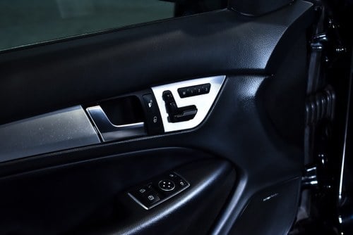 2014 Mercedes-Benz C63 AMG Coupe 6,3L V8 For Sale (picture 32 of 118)