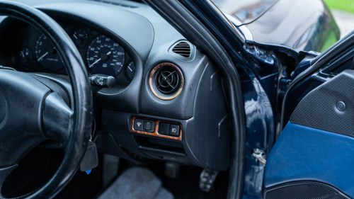 1999 Mazda MX-5 Mk2 Sport + Factory hard top à vendre (picture 24 of 216)