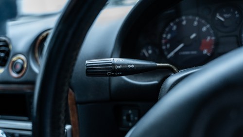 1999 Mazda MX-5 Mk2 Sport + Factory hard top à vendre (picture 48 of 216)