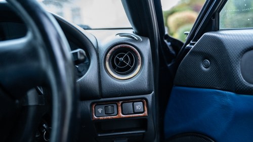 1999 Mazda MX-5 Mk2 Sport + Factory hard top à vendre (picture 51 of 216)