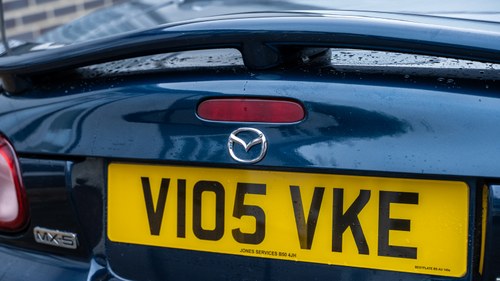 1999 Mazda MX-5 Mk2 Sport + Factory hard top à vendre (picture 85 of 216)