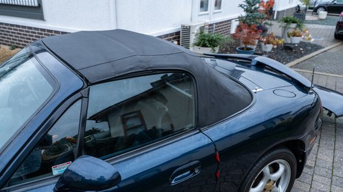 1999 Mazda MX-5 Mk2 Sport + Factory hard top à vendre (picture 150 of 216)