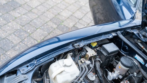 1999 Mazda MX-5 Mk2 Sport + Factory hard top à vendre (picture 157 of 216)