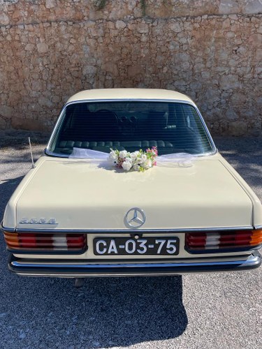 1977 Mercedes-Benz W123 300D Manual For Sale (picture 27 of 83)