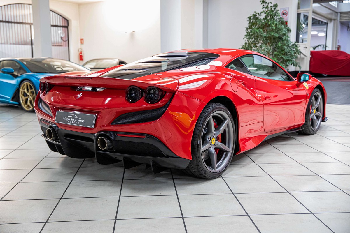 2021 Ferrari F8 Tributo Vermelho Automático, 7+ velocidades Volante à ...