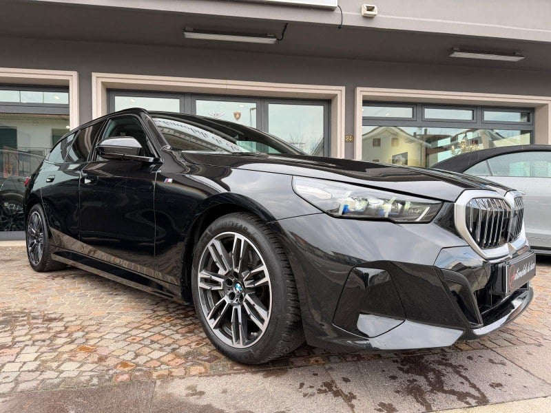 2025 BMW 5 Series 520d G30