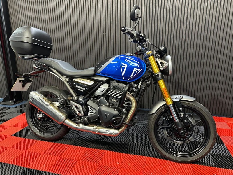2024 Triumph Speed Four 600