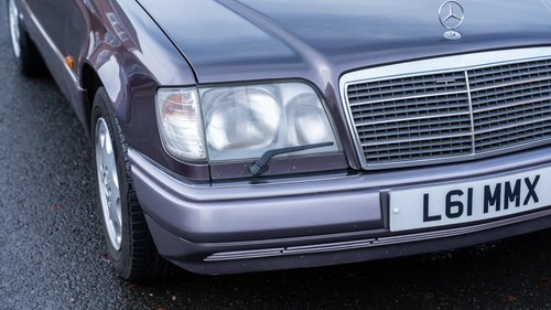 1994 Mercedes-Benz C124 320CE For Sale (picture 63 of 212)