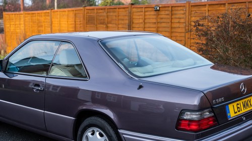 1994 Mercedes-Benz C124 320CE For Sale (picture 108 of 212)