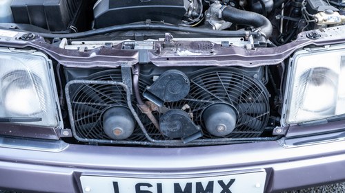 1994 Mercedes-Benz C124 320CE For Sale (picture 149 of 212)