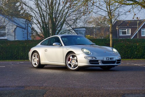 2004 Porsche 911 Carrera 2 S 997 zum Verkauf (Bild 1 von 189)