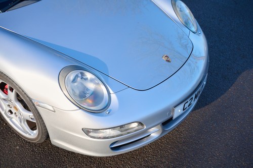 2004 Porsche 911 Carrera 2 S 997 zum Verkauf (Bild 110 von 189)