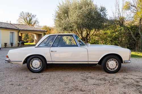 1970 Mercedes-Benz 280 SL Pagoda W113 For Sale (picture 16 of 197)