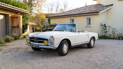 Mercedes SL Class 280 SL Pagoda