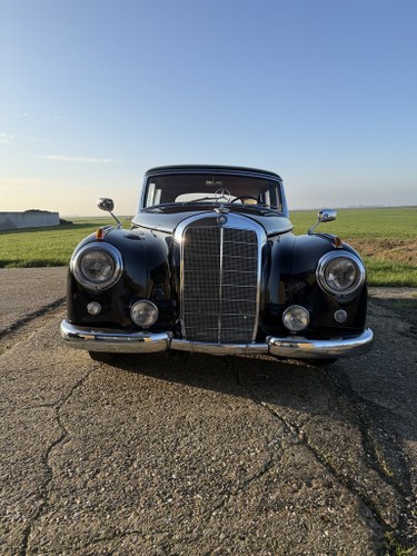 1954 Mercedes-Benz W186 300 ‘Adenauer’ For Sale (picture 2 of 92)