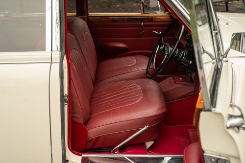 1961 Jaguar Mk2 2.4 Auto For Sale (picture 20 of 155)