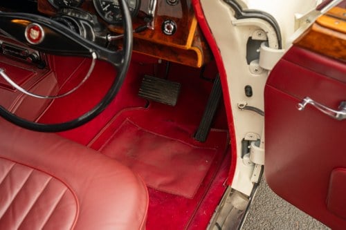 1961 Jaguar Mk2 2.4 Auto For Sale (picture 28 of 155)