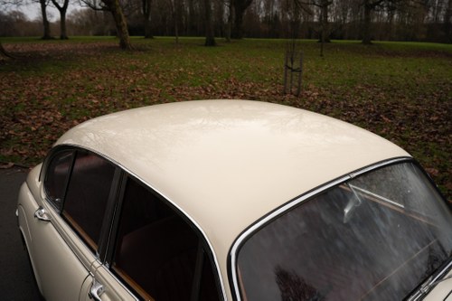 1961 Jaguar Mk2 2.4 Auto For Sale (picture 82 of 155)