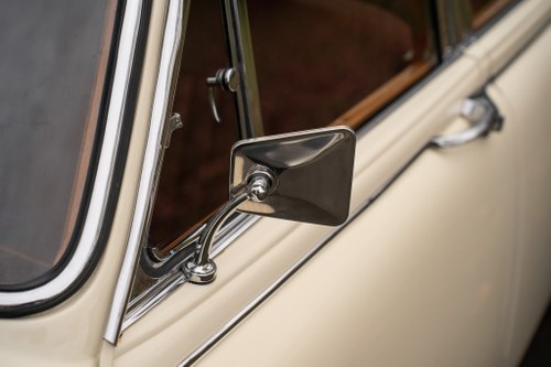 1961 Jaguar Mk2 2.4 Auto For Sale (picture 85 of 155)