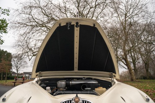 1961 Jaguar Mk2 2.4 Auto For Sale (picture 102 of 155)