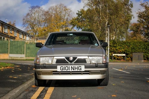 1990 Alfa Romeo 75 2.5L V6 Automatic For Sale (picture 2 of 129)