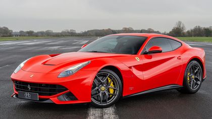 Ferrari F12 Novitec