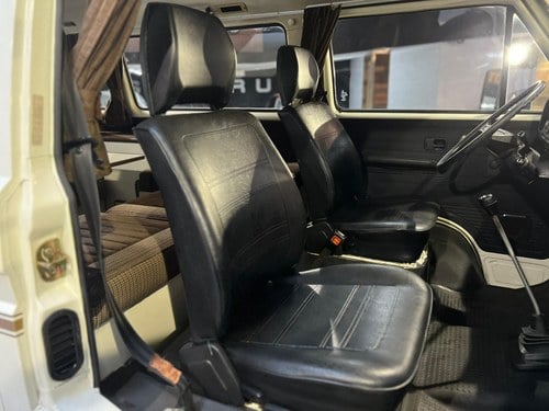 1982 Volkswagen T3 Camper zum Verkauf (Bild 22 von 60)