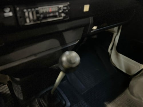 1982 Volkswagen T3 Camper zum Verkauf (Bild 34 von 60)