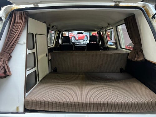 1982 Volkswagen T3 Camper zum Verkauf (Bild 42 von 60)