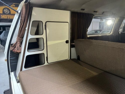 1982 Volkswagen T3 Camper zum Verkauf (Bild 47 von 60)