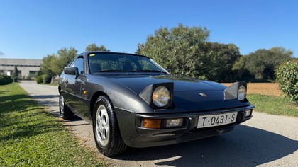 Porsche 924 S