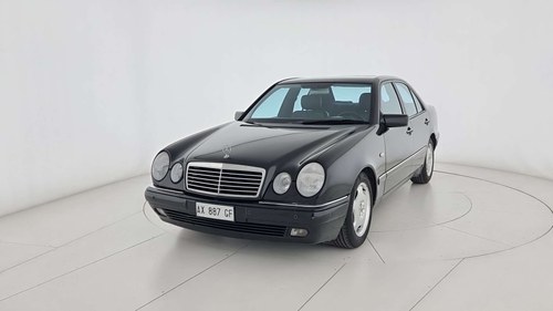 1998 Mercedes-Benz E 200 E 200 Kompressor cat Avantgarde ASI Te koop