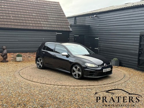 2015 VOLKSWAGEN GOLF 2.0 TSI BlueMotion Tech R Hatchback 5dr À venda