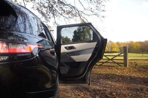 2019 Range Rover Velar R-DYN SE D2 For Sale (picture 18 of 59)