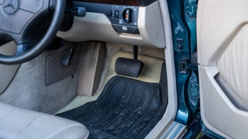 1995 Mercedes E220 Cabriolet A Sportline W124 zum Verkauf (Bild 19 von 218)