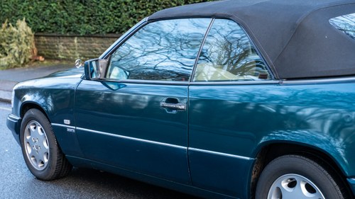 1995 Mercedes E220 Cabriolet A Sportline W124 zum Verkauf (Bild 97 von 218)