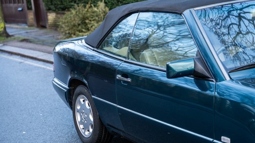 1995 Mercedes E220 Cabriolet A Sportline W124 zum Verkauf (Bild 138 von 218)