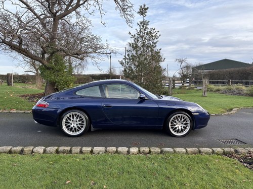 2001 Porsche 996.1 911 3.4L Carrera 2 Manual For Sale (picture 18 of 64)