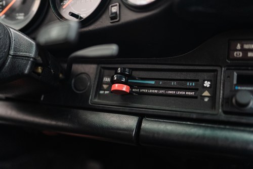 1983 Porsche 911 SC 3L Cabriolet For Sale (picture 52 of 167)