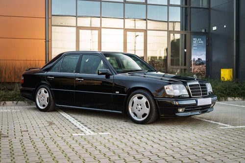 1995 Mercedes-Benz E36 AMG Auto W124 For Sale (picture 2 of 99)